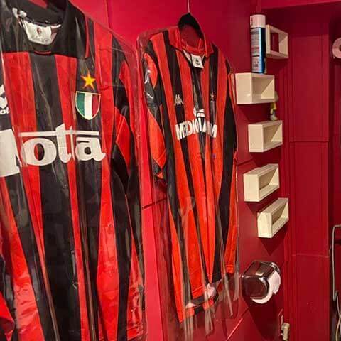 トイレの中もサッカー一色☆